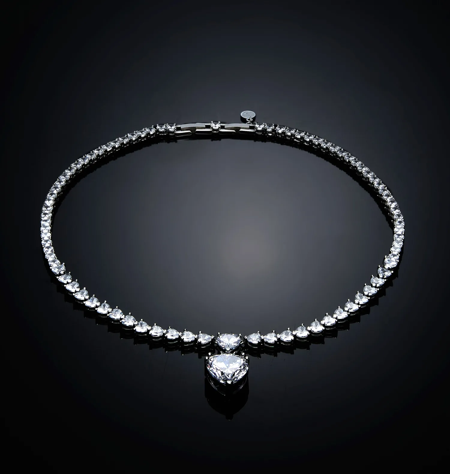 infinity_love_heart_choker_0.webp Chiara Ferragni Brand INFINITY LOVE HEART CHOKER | Necklaces